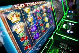 Tombol keputusan Hit, Stand, Double Down, dan Split di Infinite Blackjack
